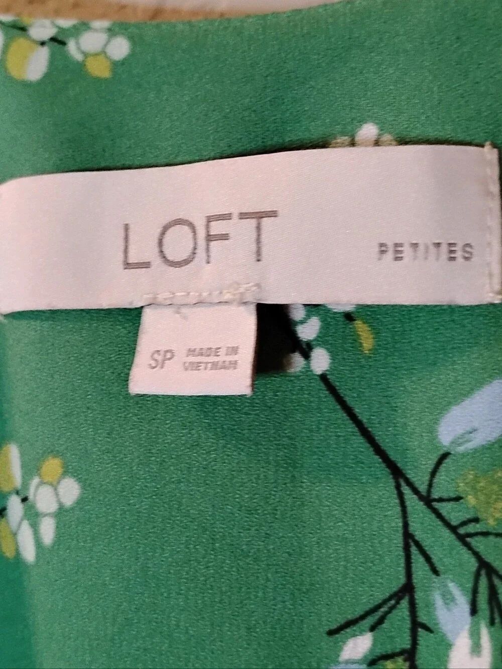 Used Loft Blouse - Picture 3 of 4
